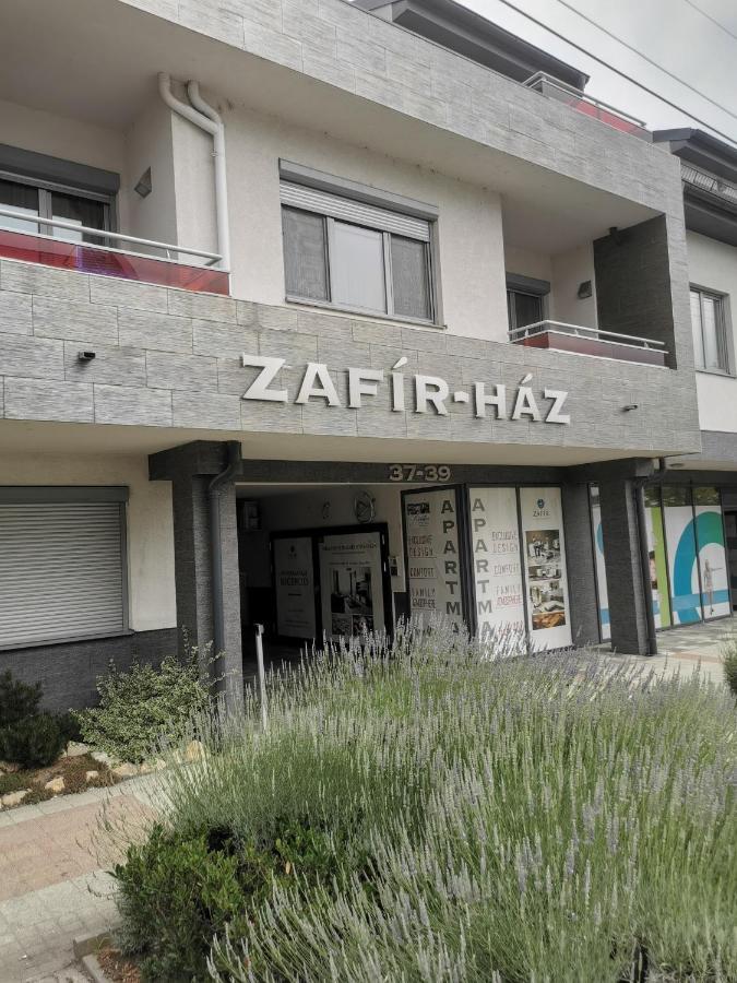Szabo Apartman Sárvár Екстериор снимка