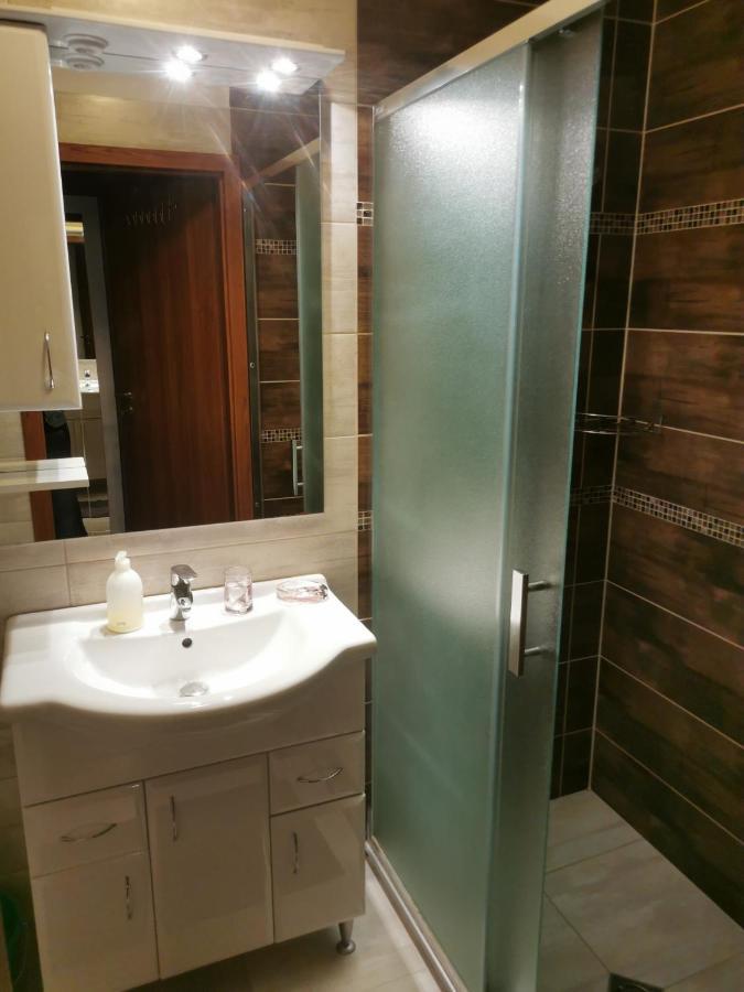 Szabo Apartman Sárvár Екстериор снимка