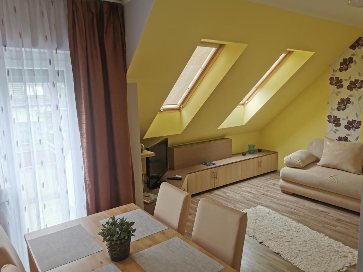 Szabo Apartman Sárvár Екстериор снимка